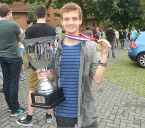 Scissors at DeutschLAN 2015.JPG