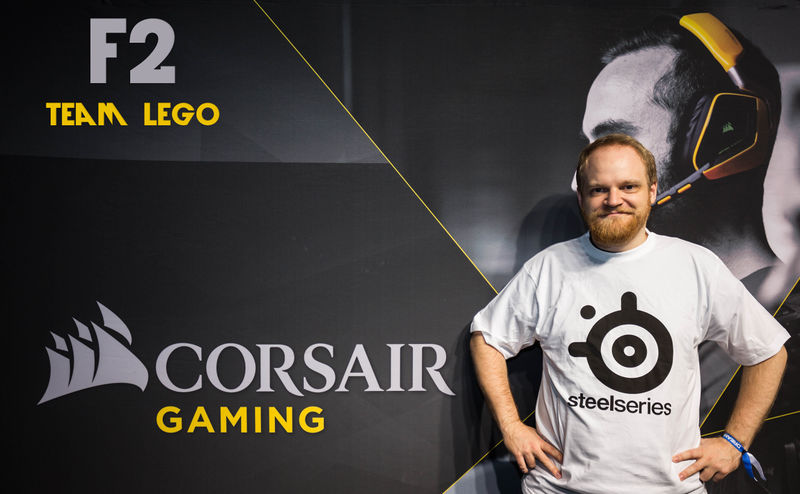 File:F2 Dreamhack winter2015.jpg